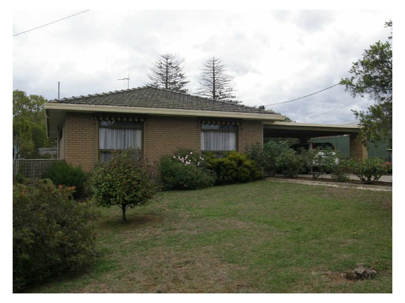 7 Henry Street, Maffra VIC 3860