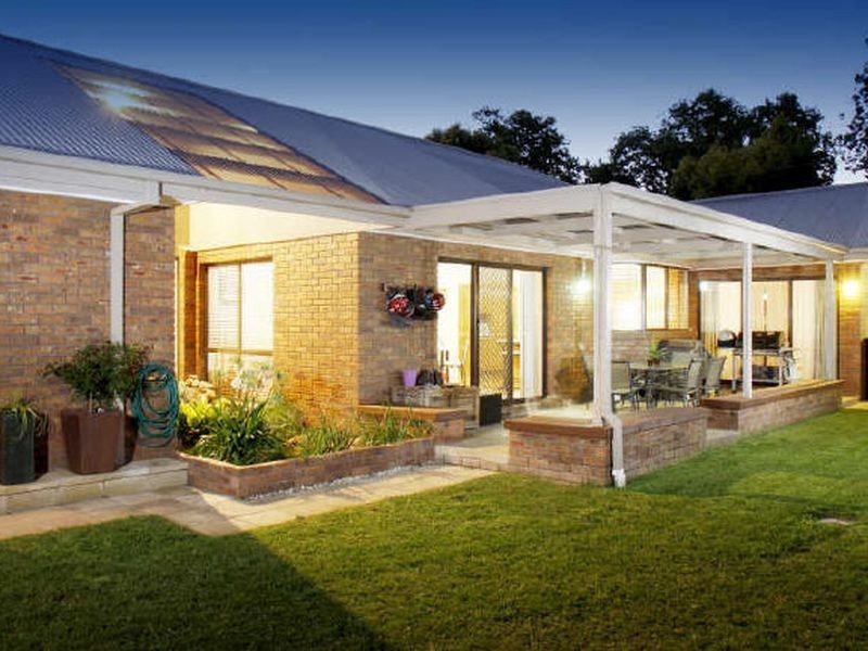 30 McMillan Street, Maffra VIC 3860