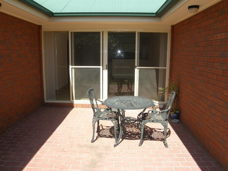 13 Pearson Street, Maffra VIC 3860