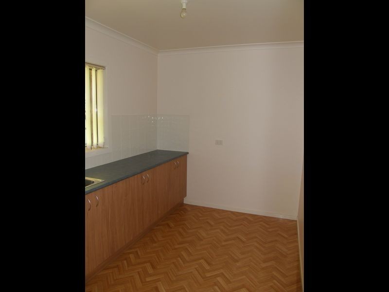 13 Pearson Street, Maffra VIC 3860