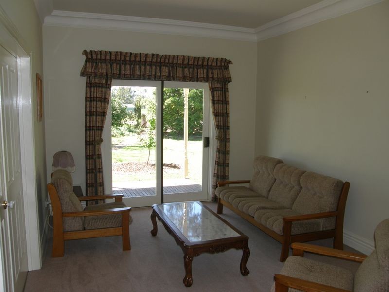 213 Sandy Creek Road, Maffra VIC 3860