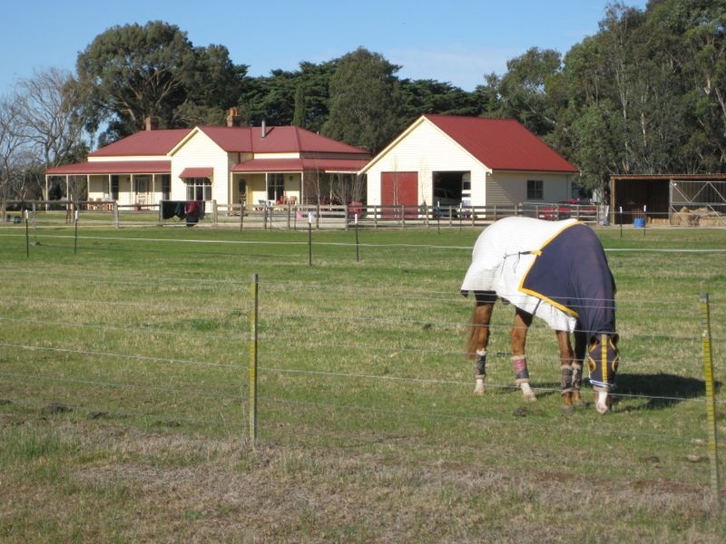 213 Sandy Creek Road, Maffra VIC 3860