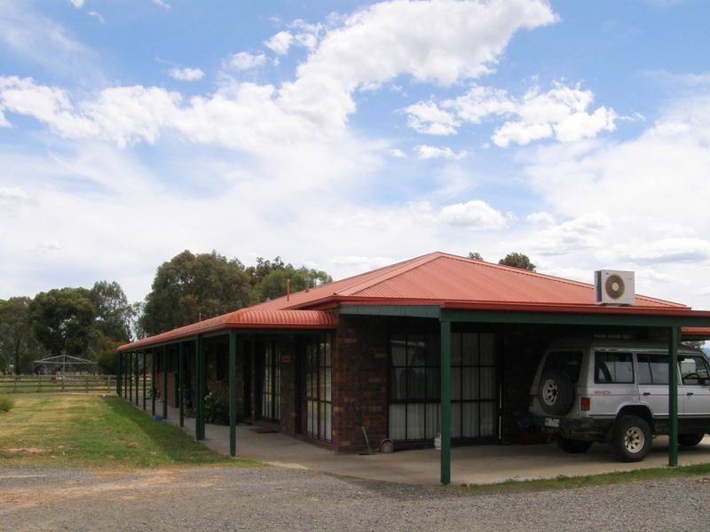 163-169 Victoria Street, Briagolong VIC 3860