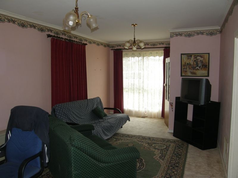 34 Landy Street, Maffra VIC 3860