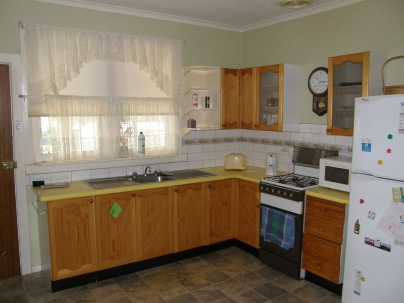 34 Landy Street, Maffra VIC 3860