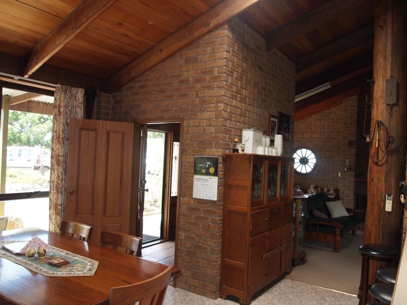 1301 Maffra-Briagolong Road, Bushy Park VIC 3860