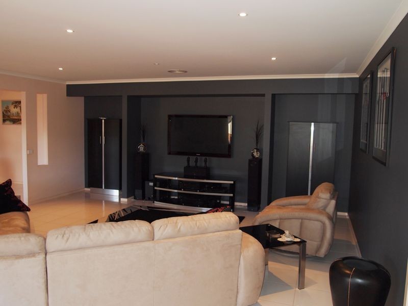 15 Lee Street, Stratford VIC 3862