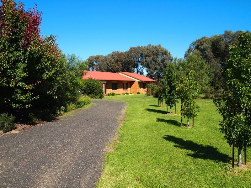 2 Creighton Court, Maffra VIC 3860