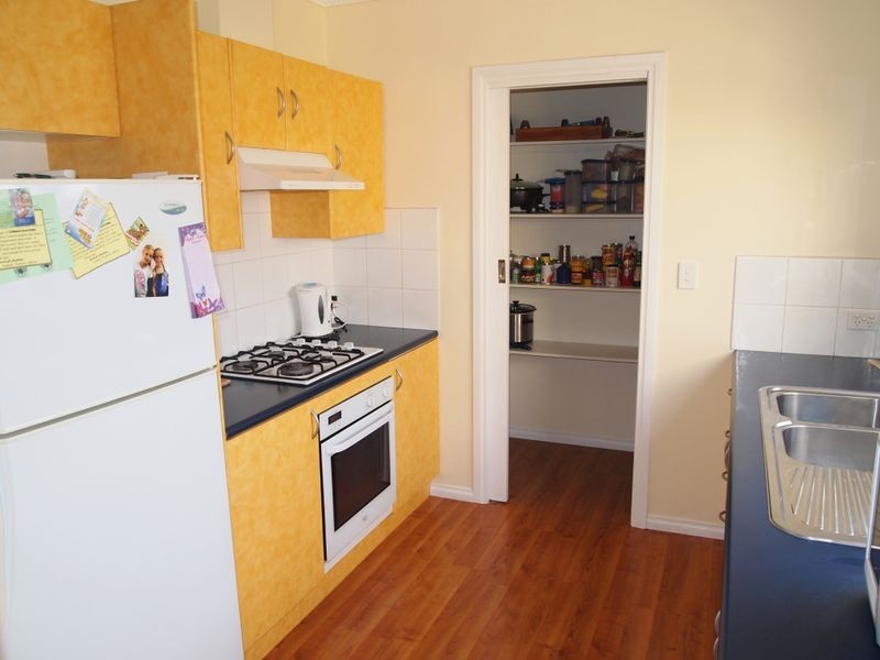 42 Sale Road, Maffra VIC 3860