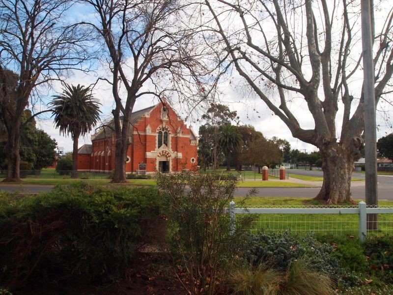 22 McMillan Street, Maffra VIC 3860