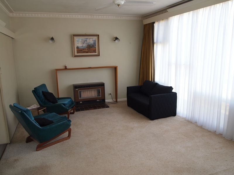 17 Thomson Street, Maffra VIC 3860