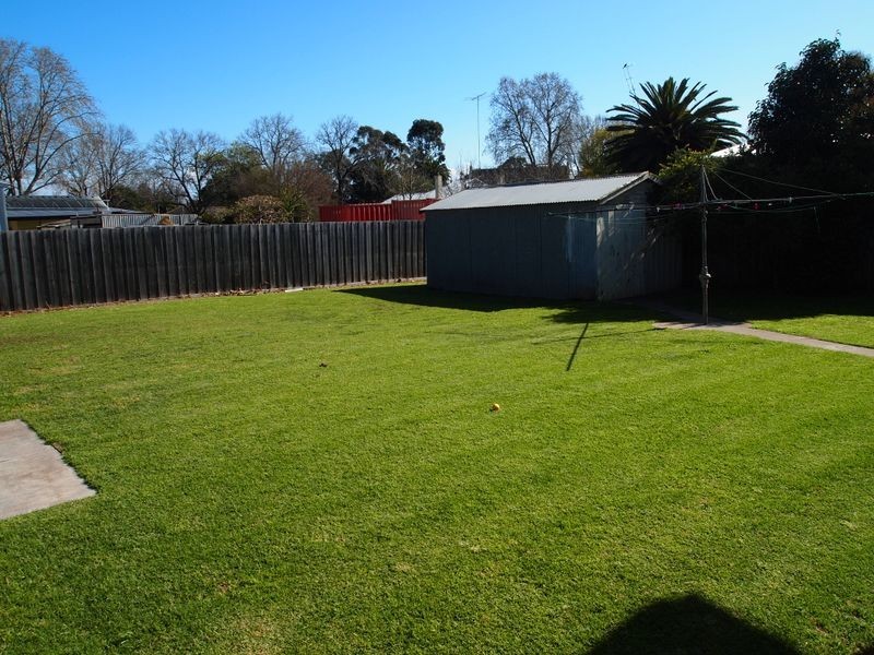 17 Thomson Street, Maffra VIC 3860