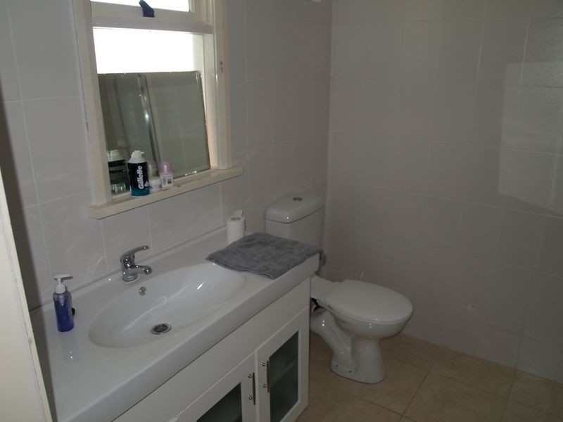 17 Thomson Street, Maffra VIC 3860