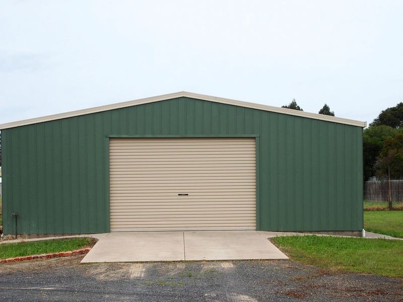 17-19 McLean Street, Briagolong VIC 3860