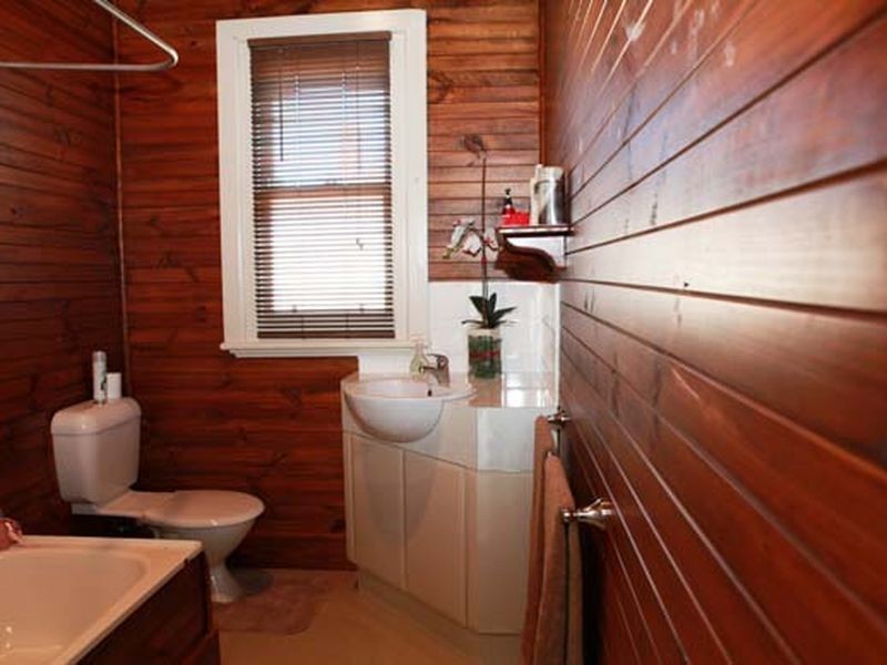 50 Powerscourt Street, Maffra VIC 3860