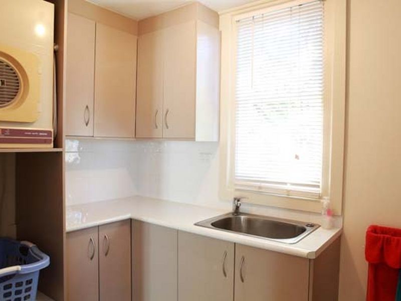 50 Powerscourt Street, Maffra VIC 3860