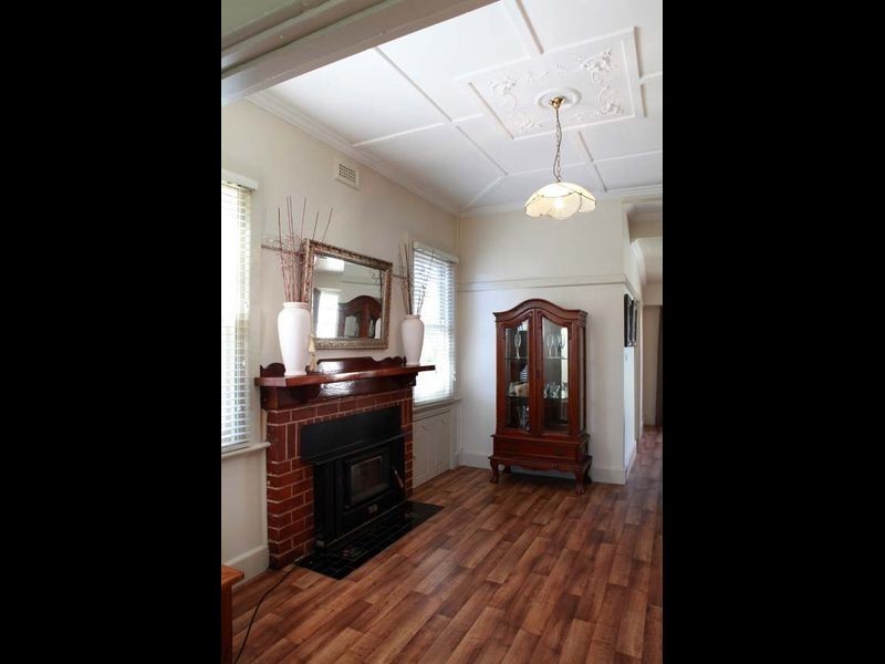 50 Powerscourt Street, Maffra VIC 3860