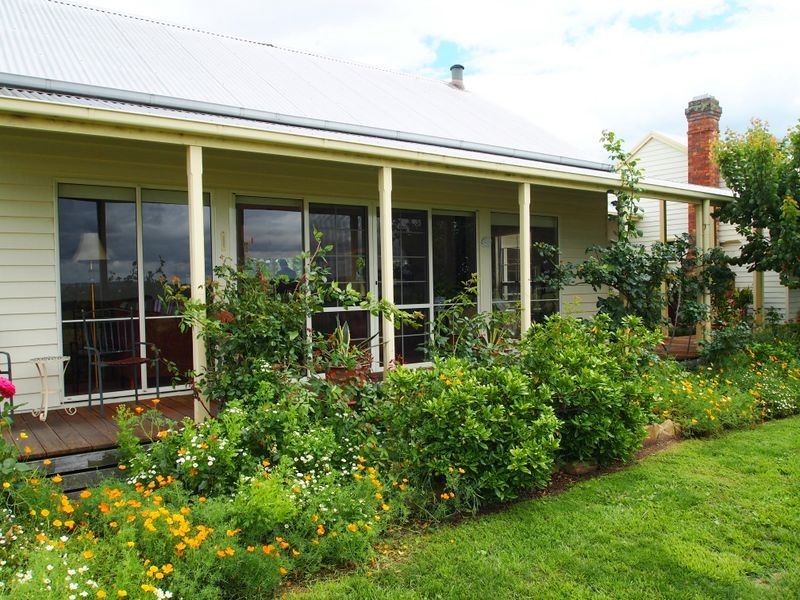 33 Grays Lane, Briagolong VIC 3860