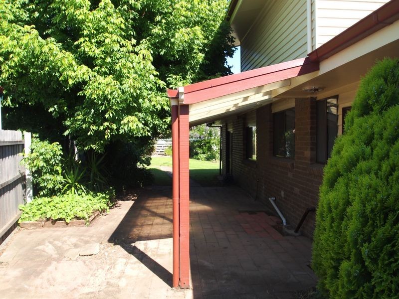 19 Charles Street, Maffra VIC 3860