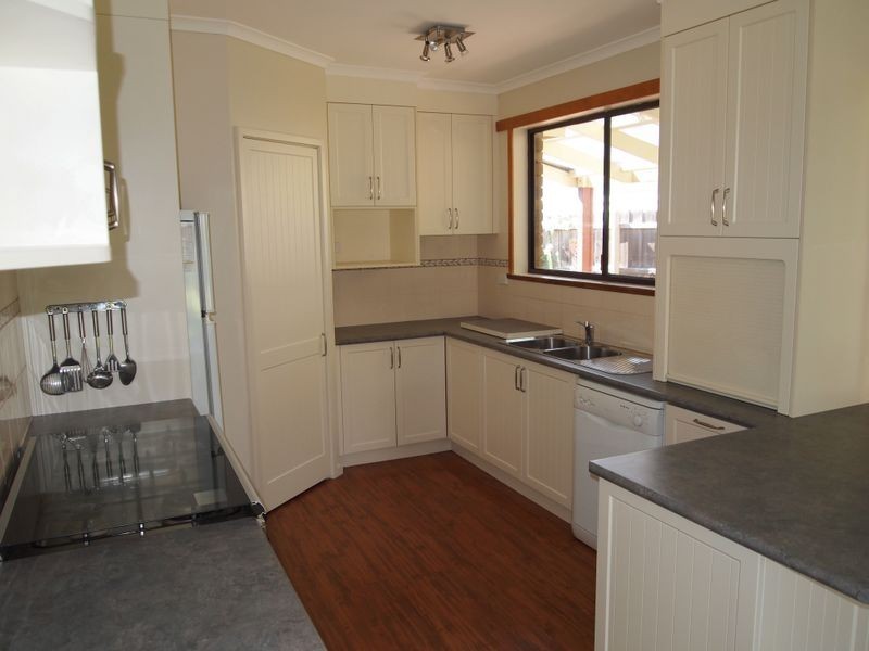 19 Charles Street, Maffra VIC 3860