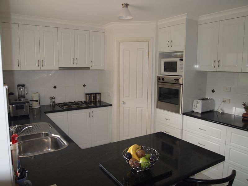 1 Cedarwood Drive, Maffra VIC 3860