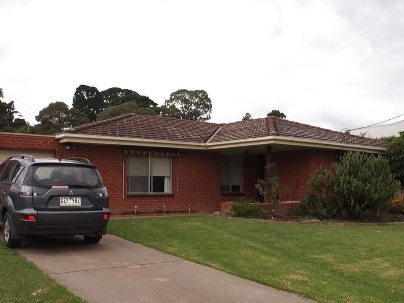 32 Edward Street, Maffra VIC 3860