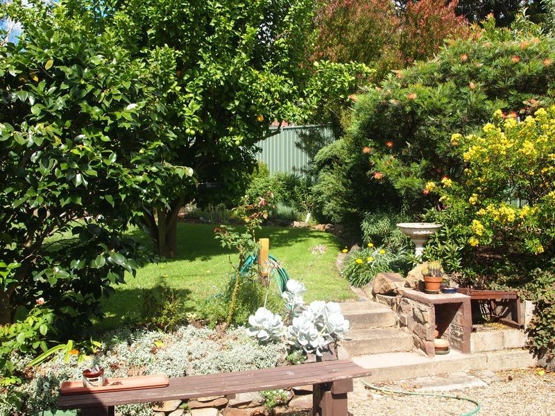 30 Henry Street, Maffra VIC 3860