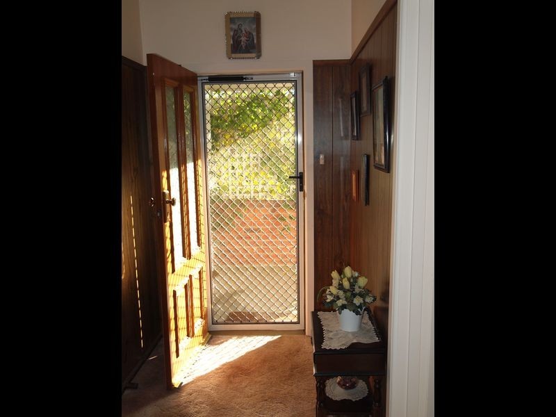 106 Powerscourt Street, Maffra VIC 3860