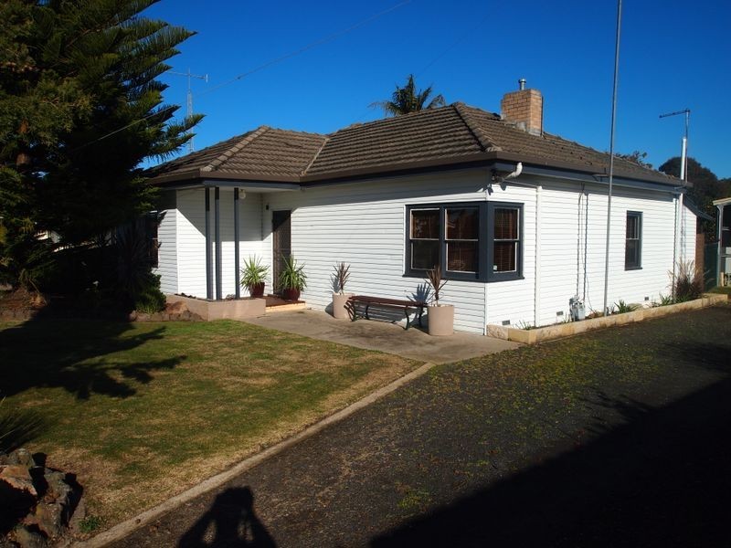 65 Carpenter Street, Maffra VIC 3860