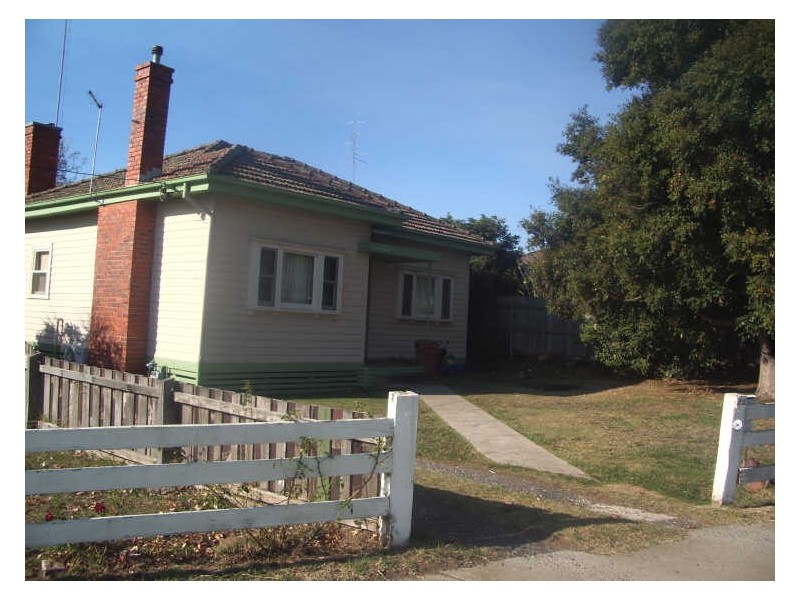 90 Queen Street, Maffra VIC 3860