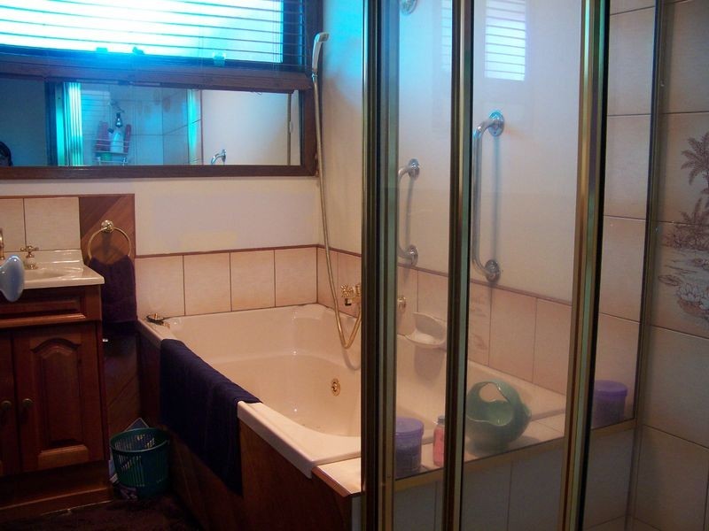 68 Queen Street, Rosedale VIC 3847