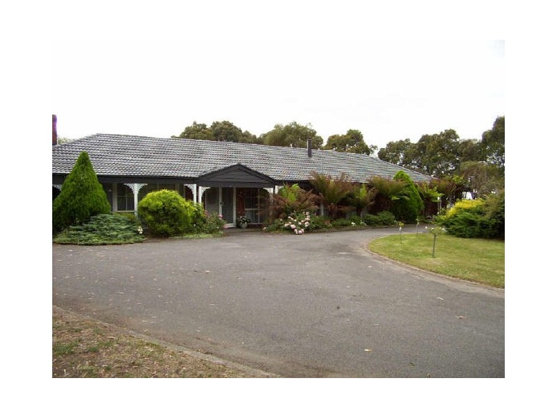 1 Ashton Court, Rosedale VIC 3847