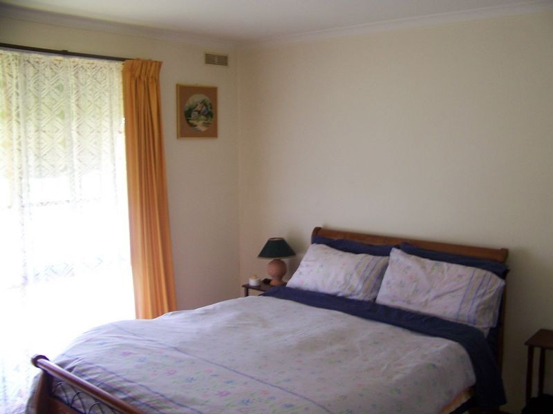 2 Ayres Court, Rosedale VIC 3847