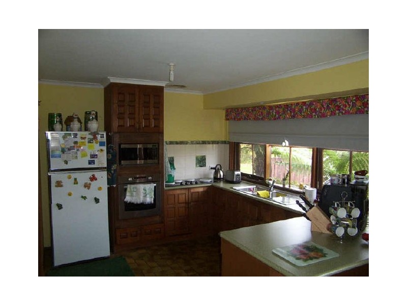 2 Ayres Court, Rosedale VIC 3847