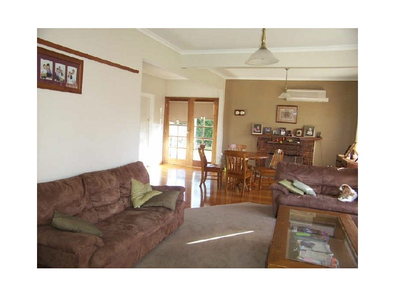 4 Hood Street, Rosedale VIC 3847