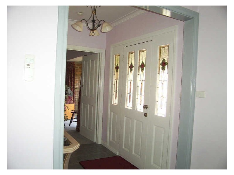 5 Widdowson Court, Rosedale VIC 3847