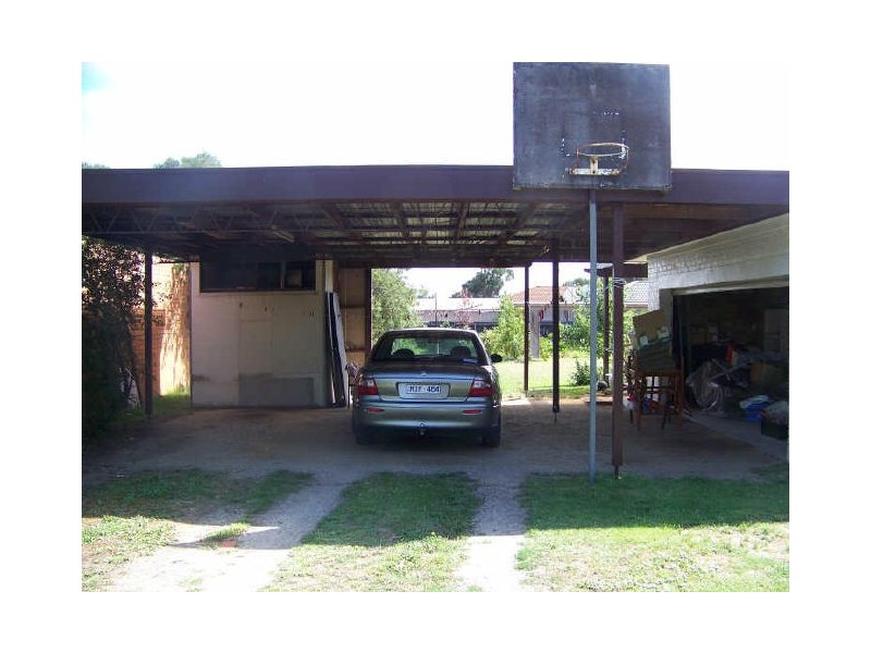 82 Albert Street, Rosedale VIC 3847