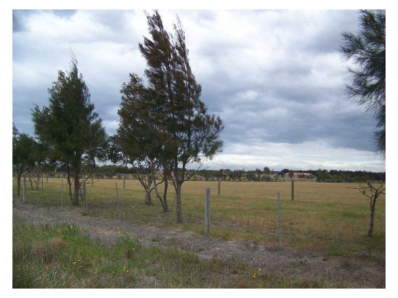 8/ Cnr Shaws Lane & Princes Highway, Rosedale VIC 3847