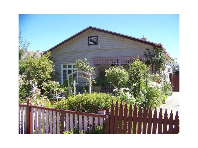 08 Albert Street, Rosedale VIC 3847