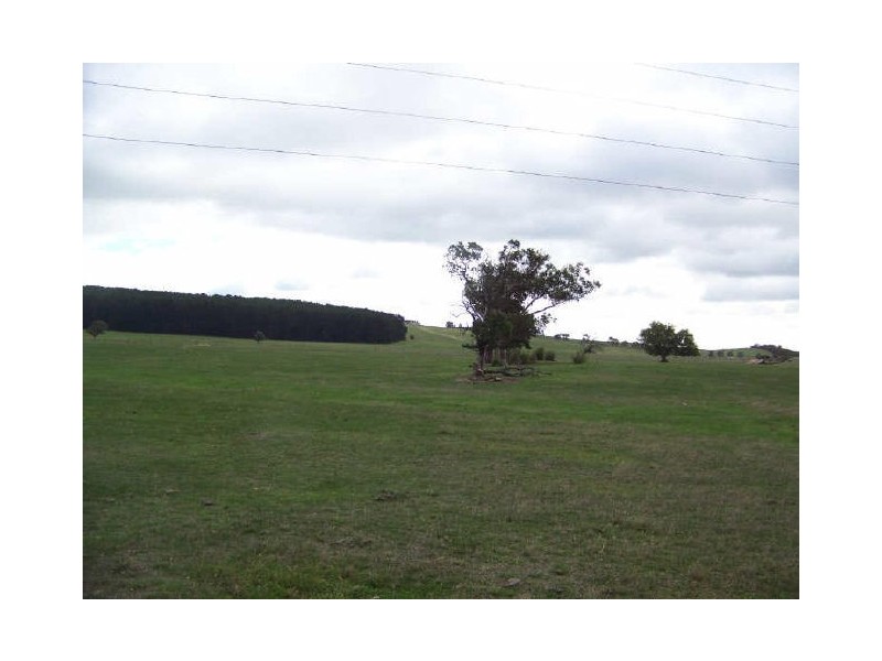 Cnr Princes Highway and Nambrok Road, Rosedale VIC 3847