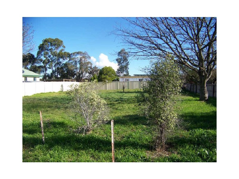 4 Latrobe, Rosedale VIC 3847