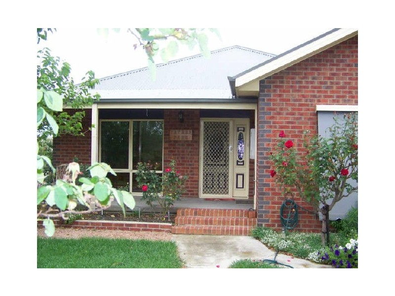 5-7 Wood Street, Rosedale VIC 3847