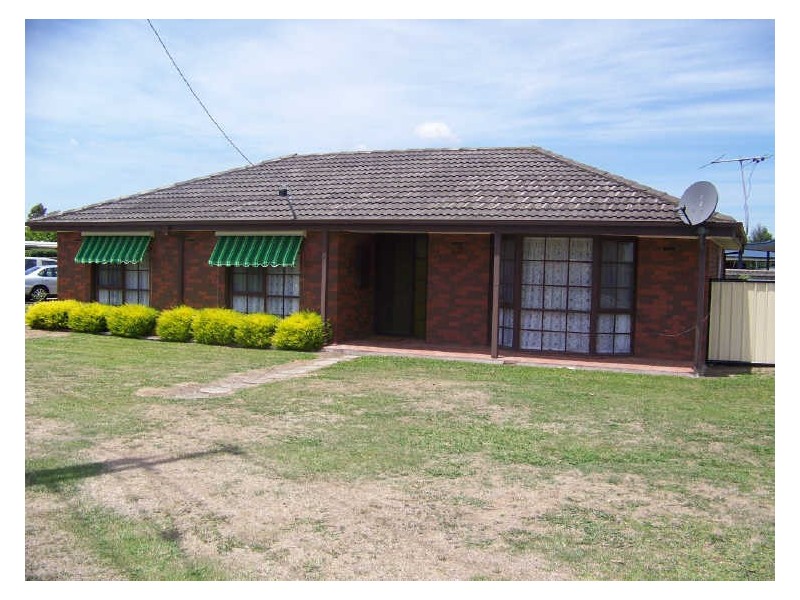 2 Ayres Court, Rosedale VIC 3847