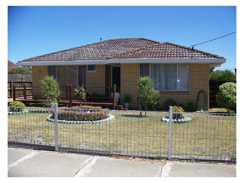 12 Dawson Street, Rosedale VIC 3847