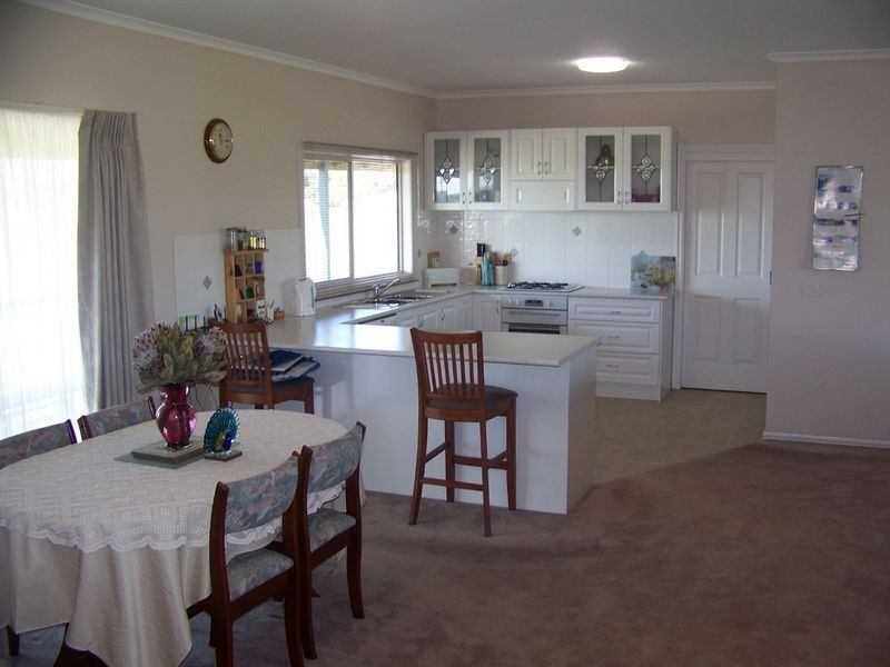 10 Willung Road, Rosedale VIC 3847
