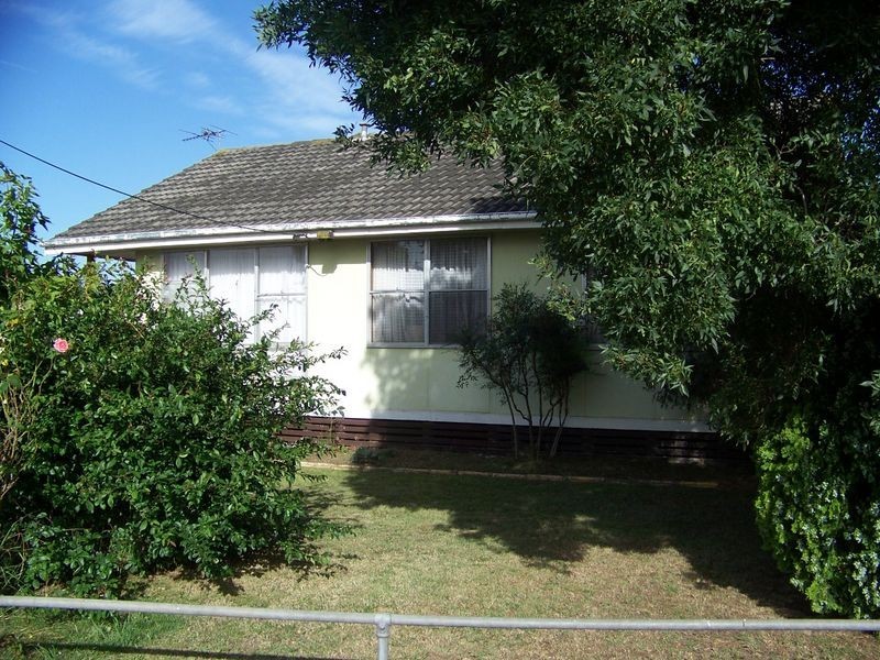 18 Dawson Street, Rosedale VIC 3847