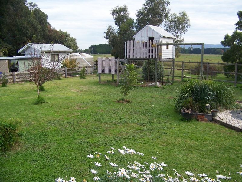 15 Railway Street, Cowwarr VIC 3857