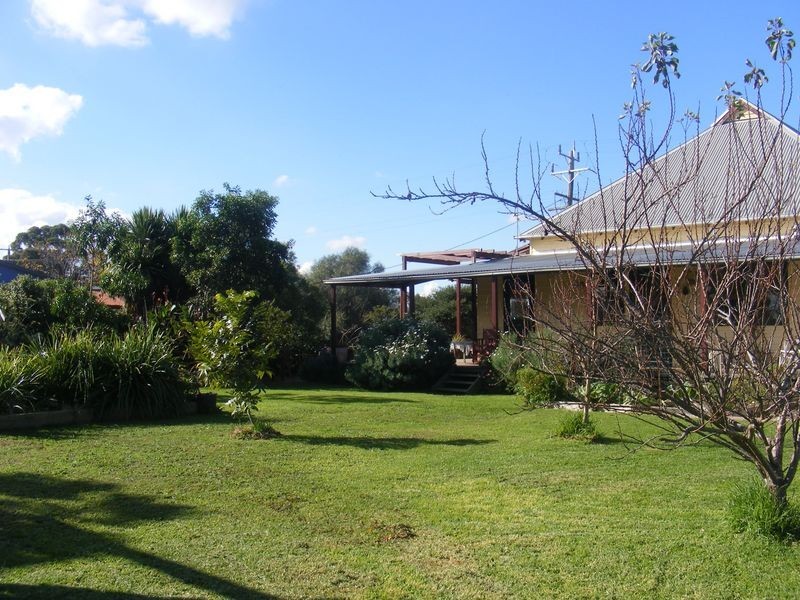 15 Railway Street, Cowwarr VIC 3857