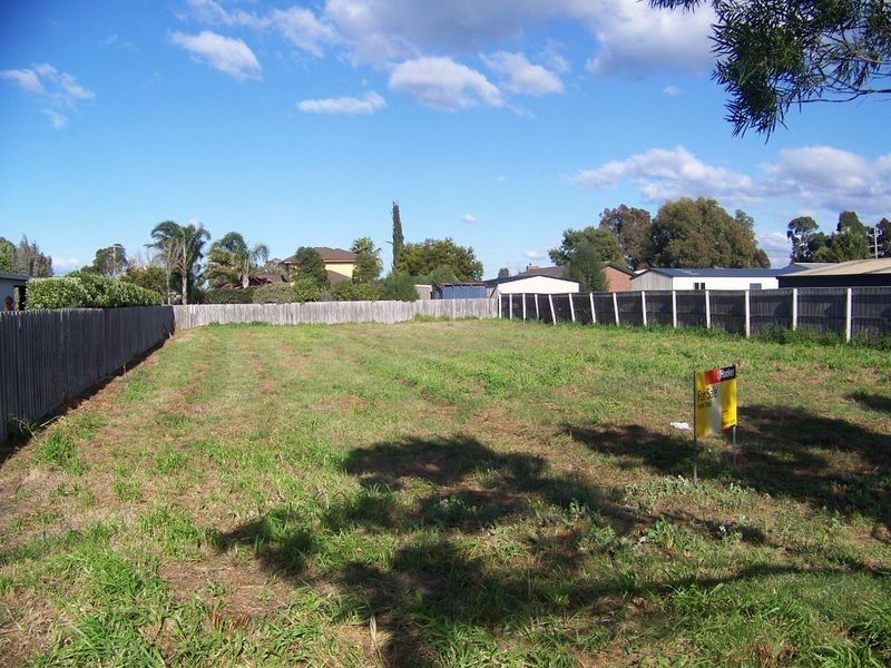 6 Ayres Court, Rosedale VIC 3847
