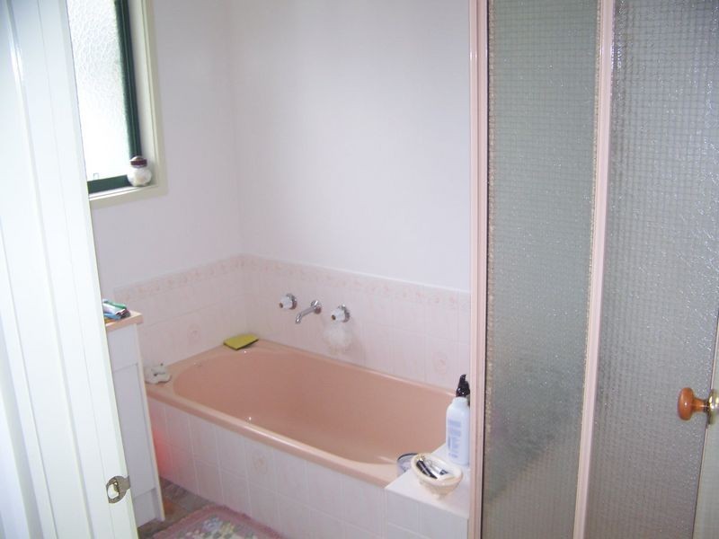 Lot 5 Tenneille Court, Rosedale VIC 3847